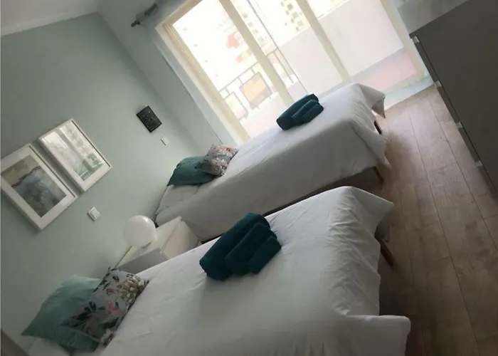 T&t Ocean No Clube Da Rocha. Portimão